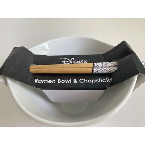 Disney Classic Mickey Mouse Poses Ramen Noodle Bowl With Chopsticks NWT - Picture 5 of 8